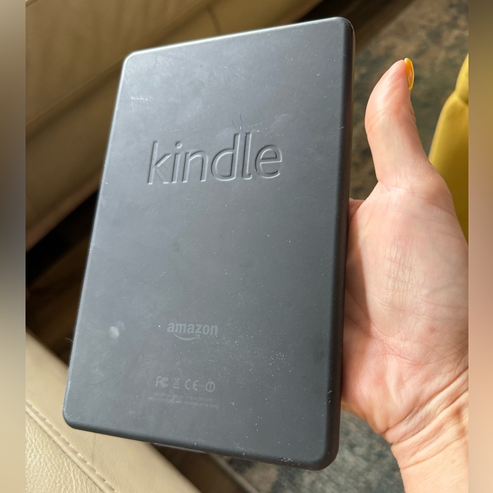 Kindle fire first generation / kindle / kindle fire / electronics